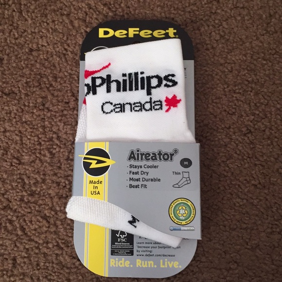 DeFeet Aireator socks NWT - Picture 1 of 3